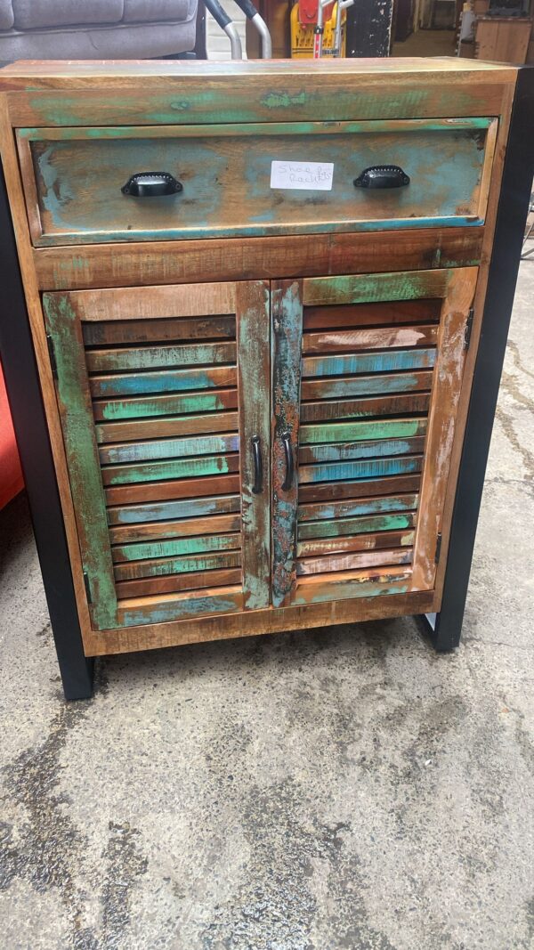 Hardwood solid shoe rack with drawer