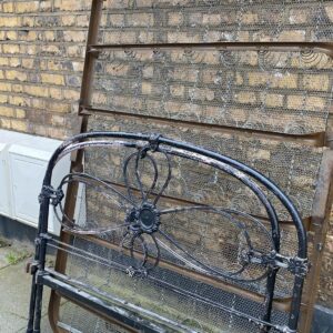 1930’s/40’s cast iron 4 Foot frame with spring